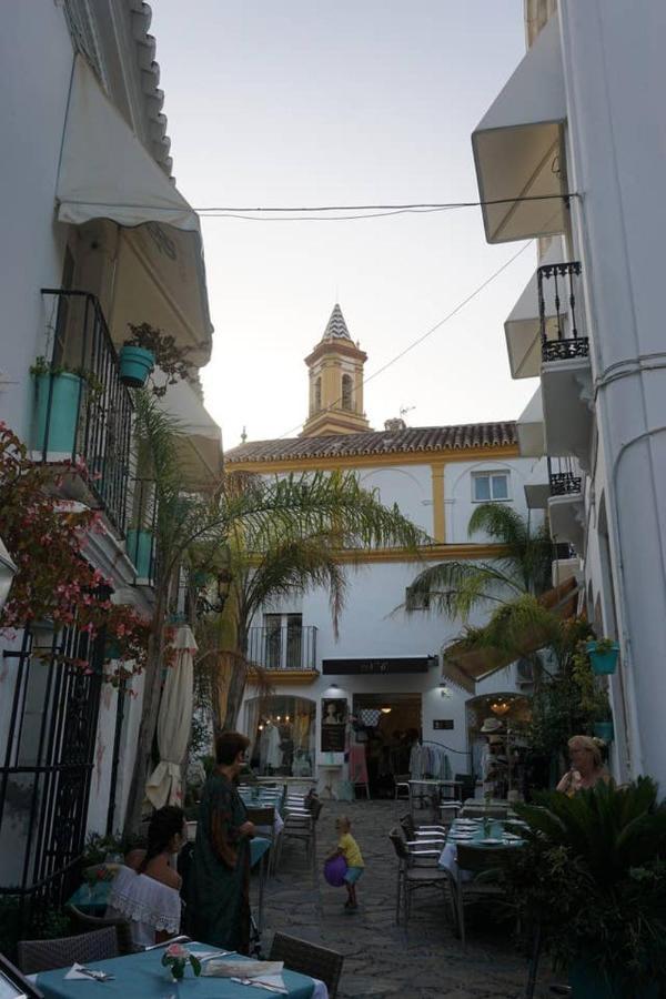 Casa Luca Lägenhet Estepona Exteriör bild