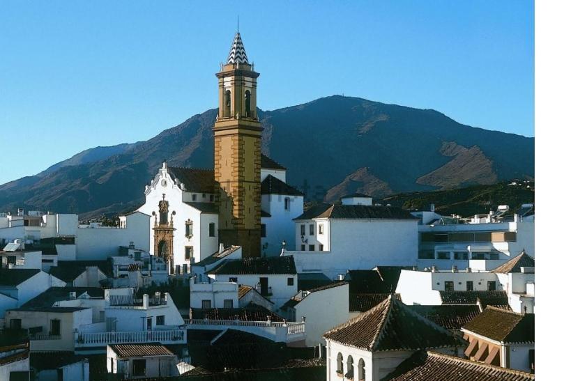Casa Luca Lägenhet Estepona Exteriör bild